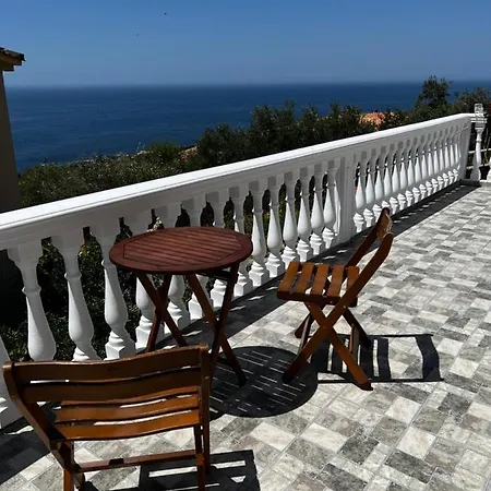 بيت ضيافة Traditional Old House 3*