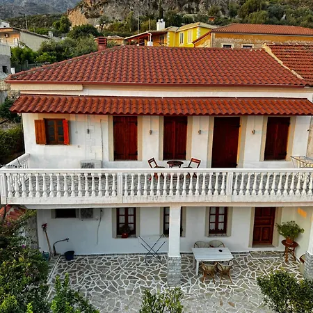 Traditional Old House * Dhërmi